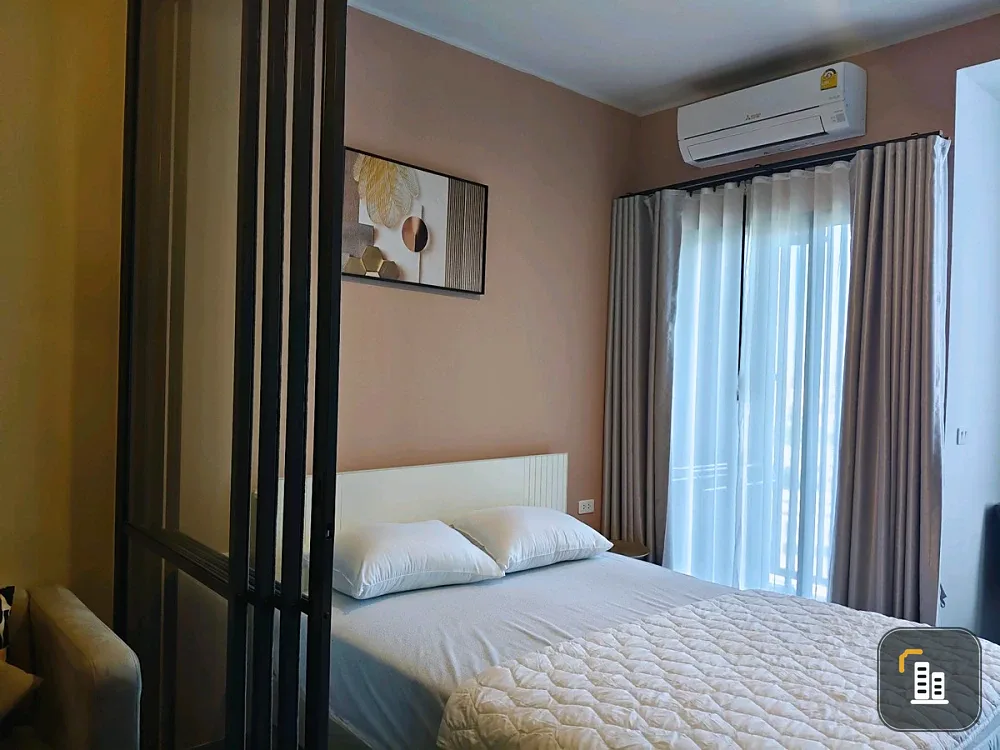 For sale or rent: Ideo Sukhumvit - Rama 4, 1 bedroom, 1 bathroom. Prime location, stylishly decorated, fully furnished. Book now!