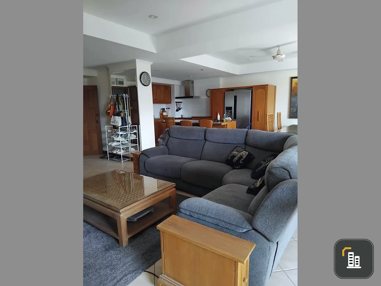 For sale: Jomtien beach view condominium, 2 types available, 2 bedrooms, 2 bathrooms, 6th floor (combined 4 units), very spacious.