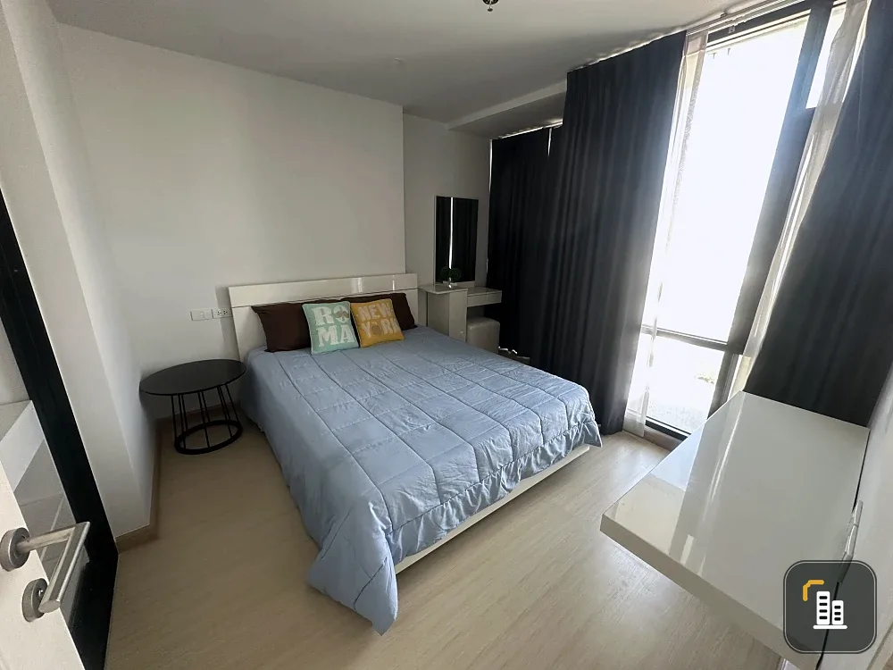 For rent: Bangkok Horizon Sathorn-Narathiwas. Ready to move in, fully furnished, high floor, unobstructed view overlooking Narathiwas Road. Book now b