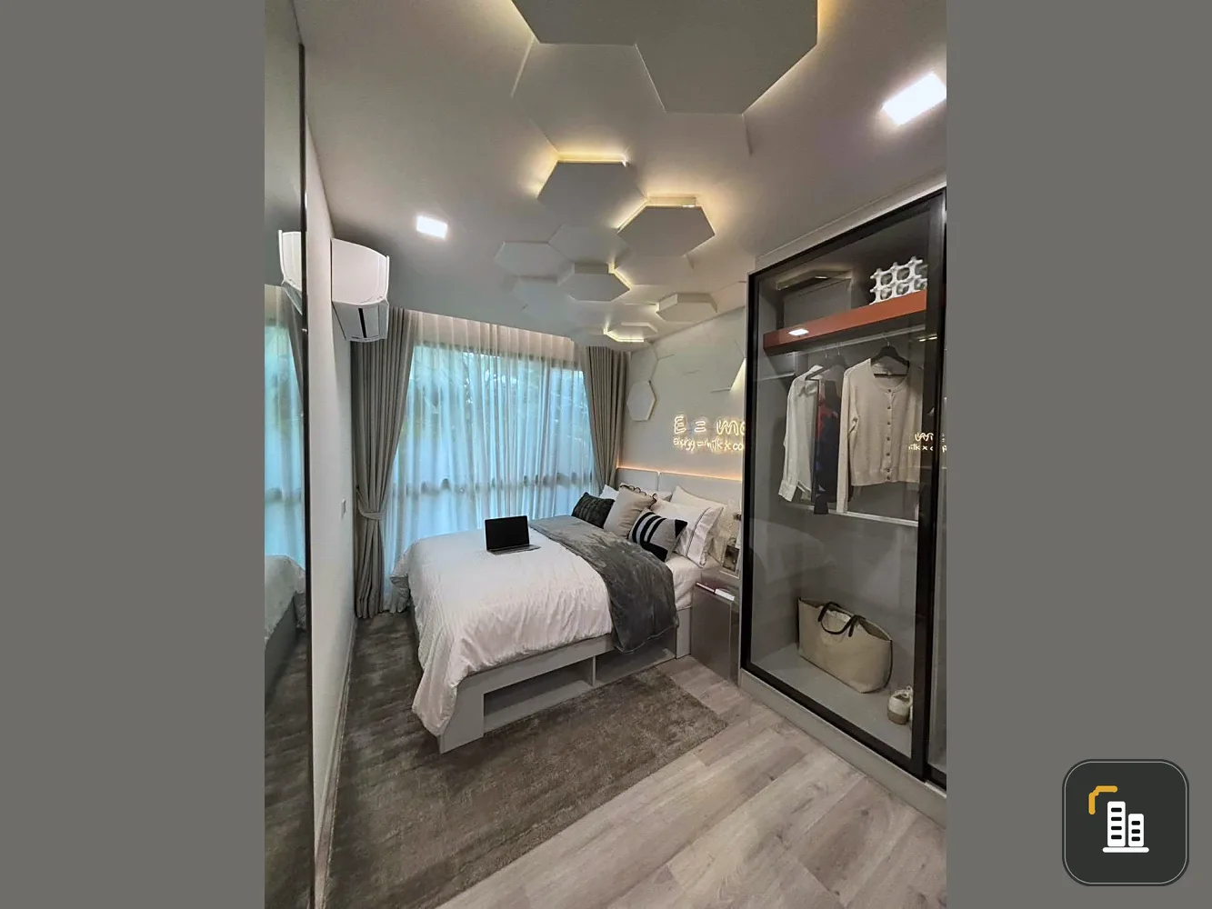 Selling down payment for Kave Luminous Bangmod, a lovely unit on the 8th floor in a prime location with convenient transportation. Book now!