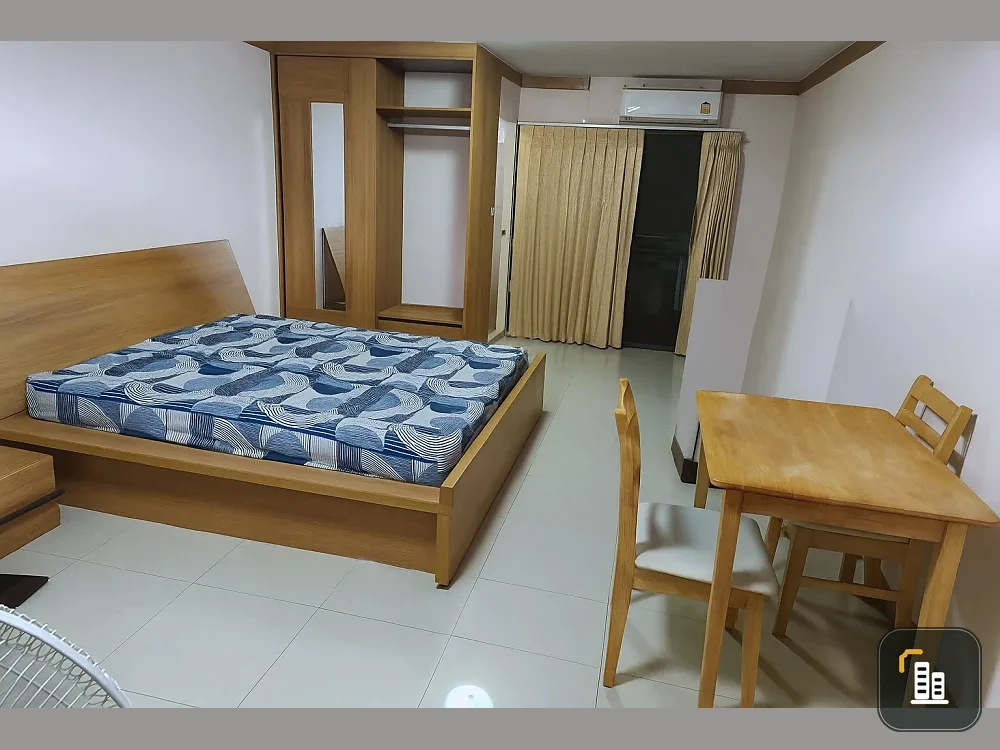 For sale: Champs Elysées Chaengwattana condo. Affordable price, good condition, and comes with stylish furniture. A must-see!