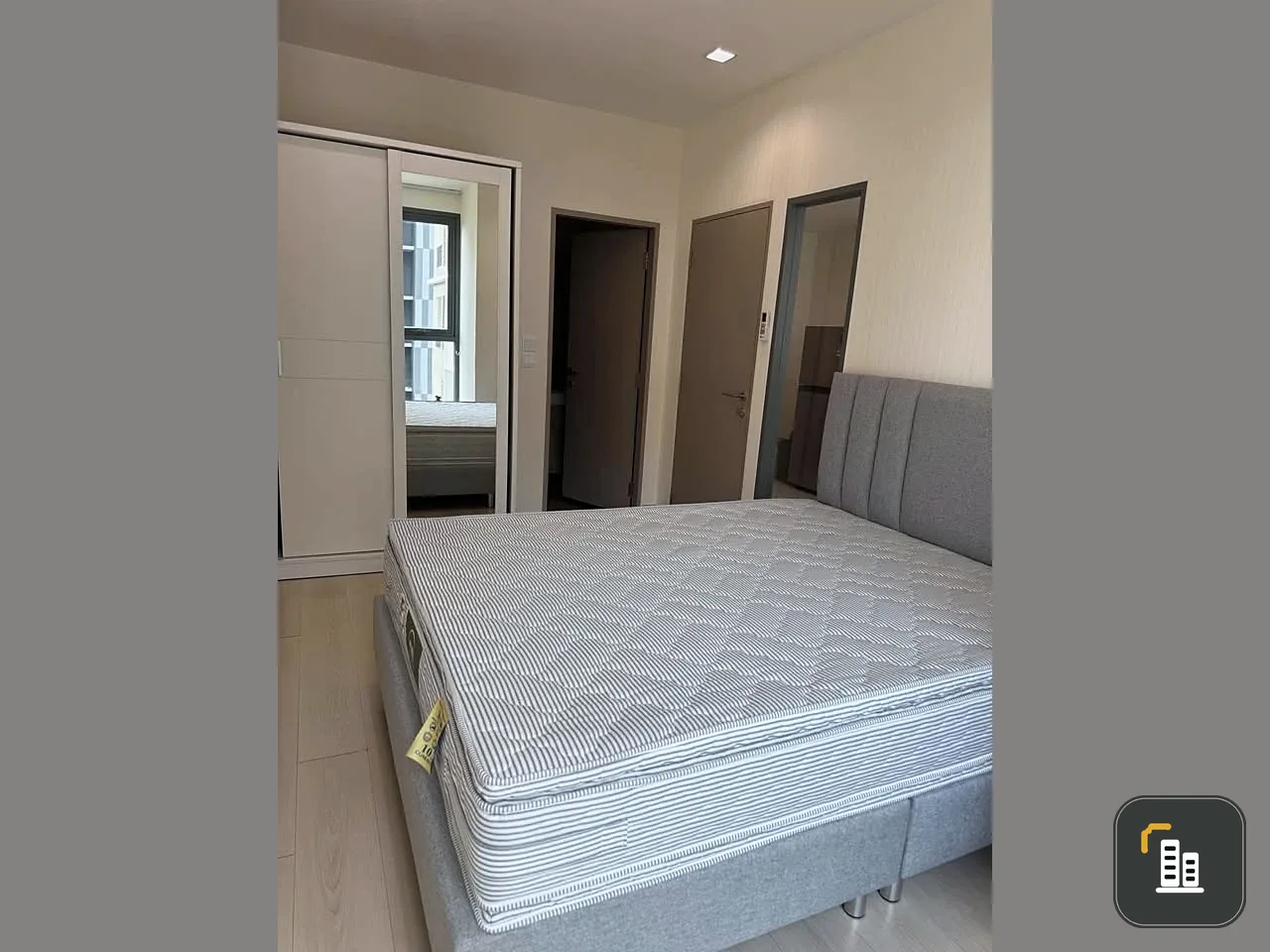 Ideo Mobi Sukhumvit 81 condo for rent. Ready to move in, fully furnished, great price. Book now!