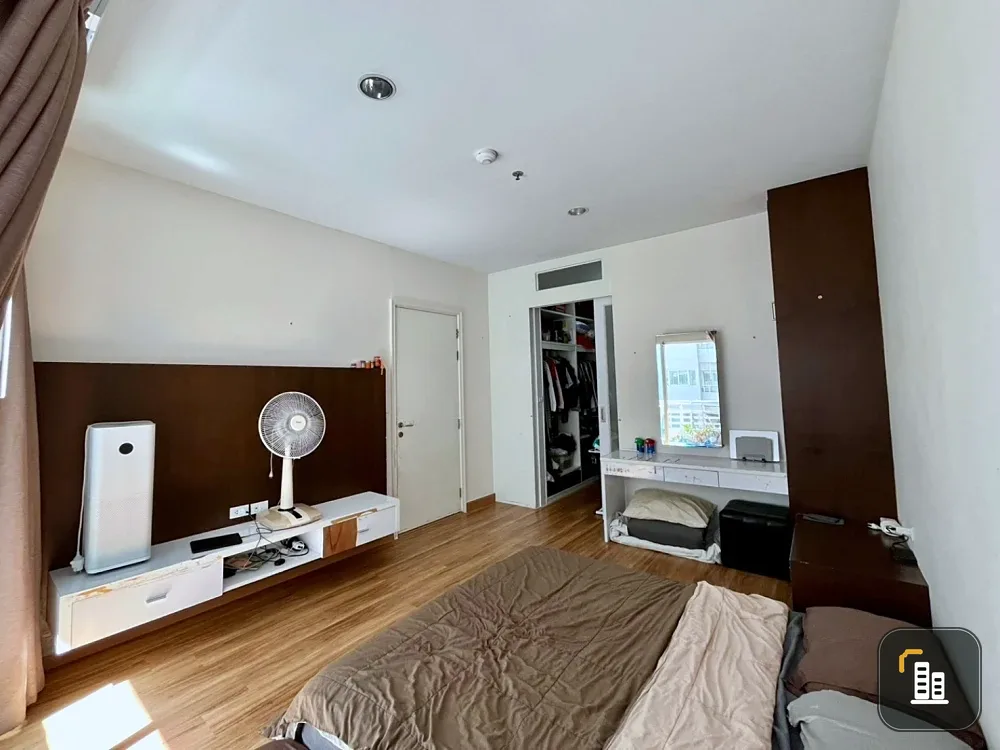 Condo for sale: The Four Wings Residence Srinakarin. Beautiful, luxurious, and comfortable. Buy now!!