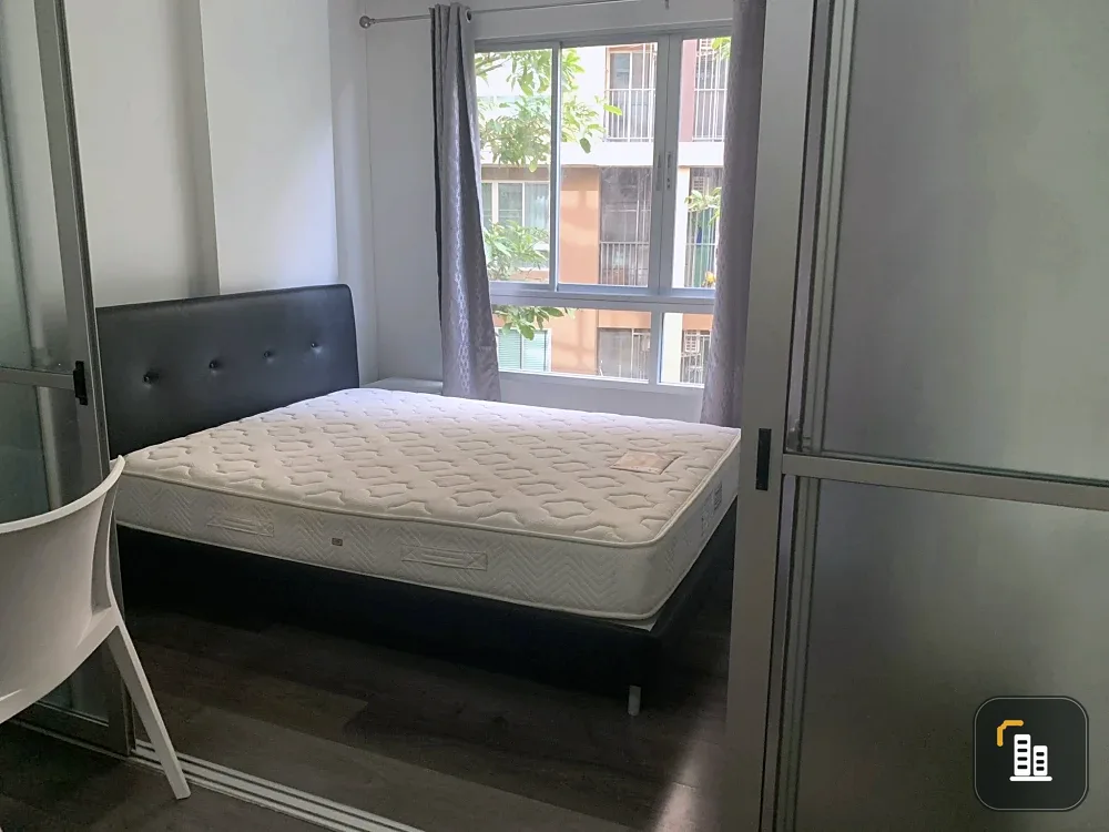 For sale or rent: dcondo Campus Resort Rangsit. Nice, well-partitioned rooms at affordable prices. Book yours today!