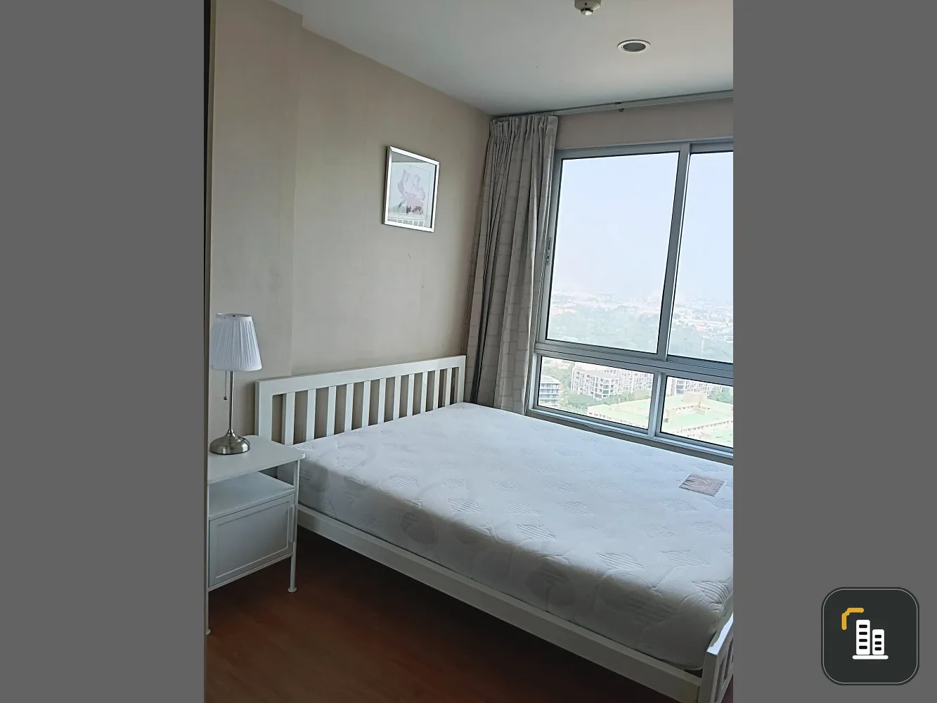 Urgent rental! The Base Sukhumvit 77, nice room on the 28th floor with great views and complete amenities. Move in soon!
