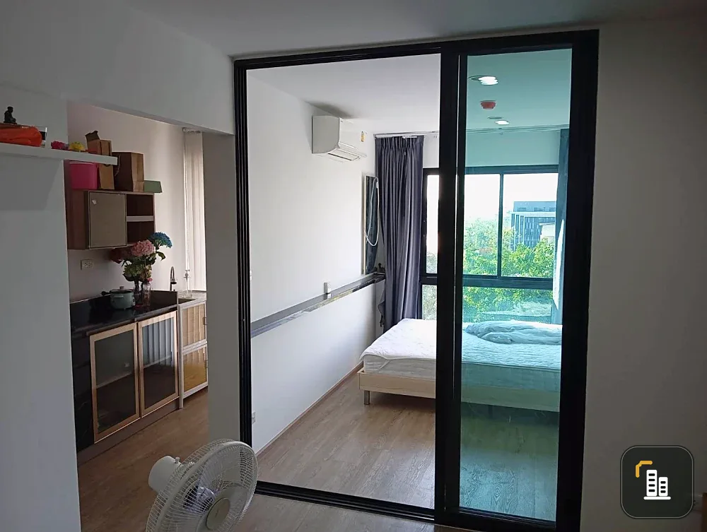 For sale/rent: High Chaengwattana 19 Condo, premium unit, rare find! Buy/reserve now!!