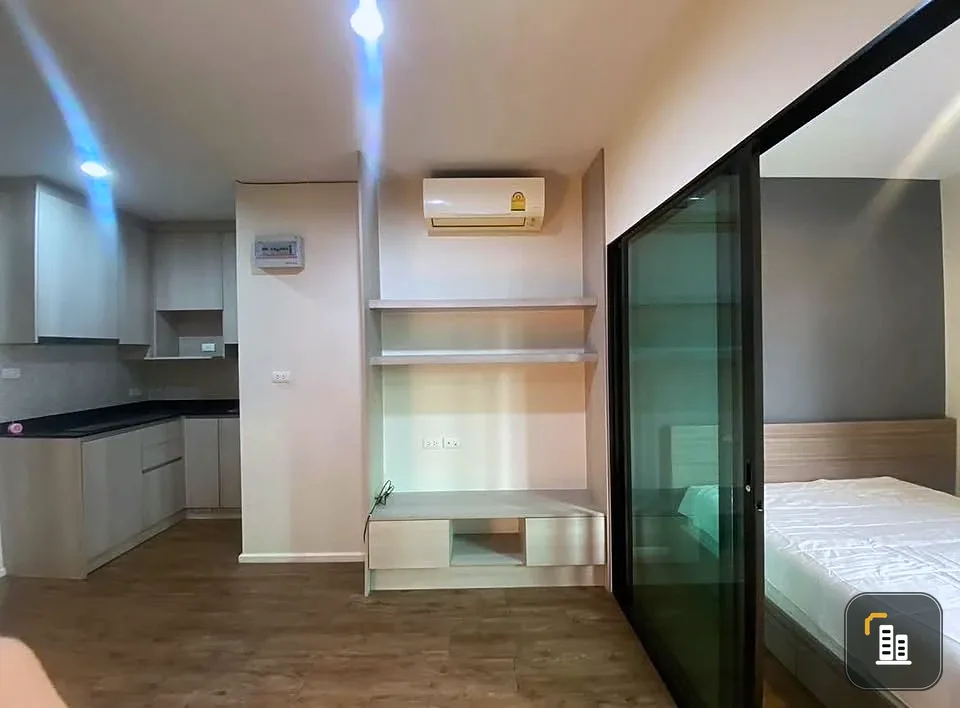 For sale or rent: Living Nest Ladprao 44, 32 sq m, 2nd floor, fully furnished. Grab it while you can!