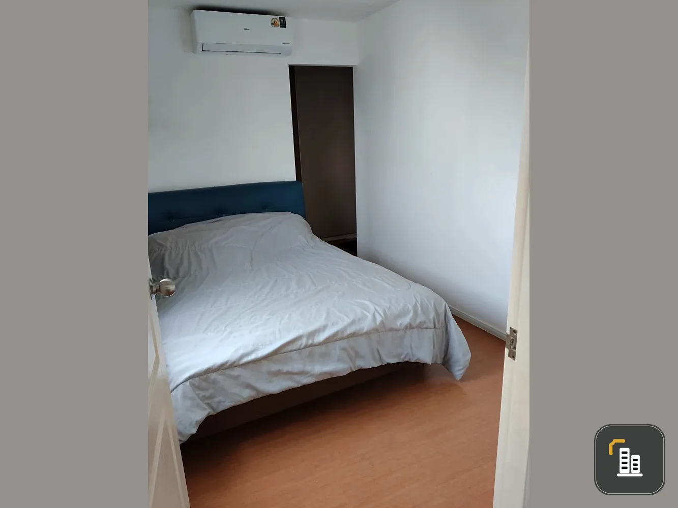 For sale: Lumpini Condo Town NIDA-Seri Thai, 45 sq.m. unit on the 5th floor, Building A1, with two balconies. Reservation required for this model.