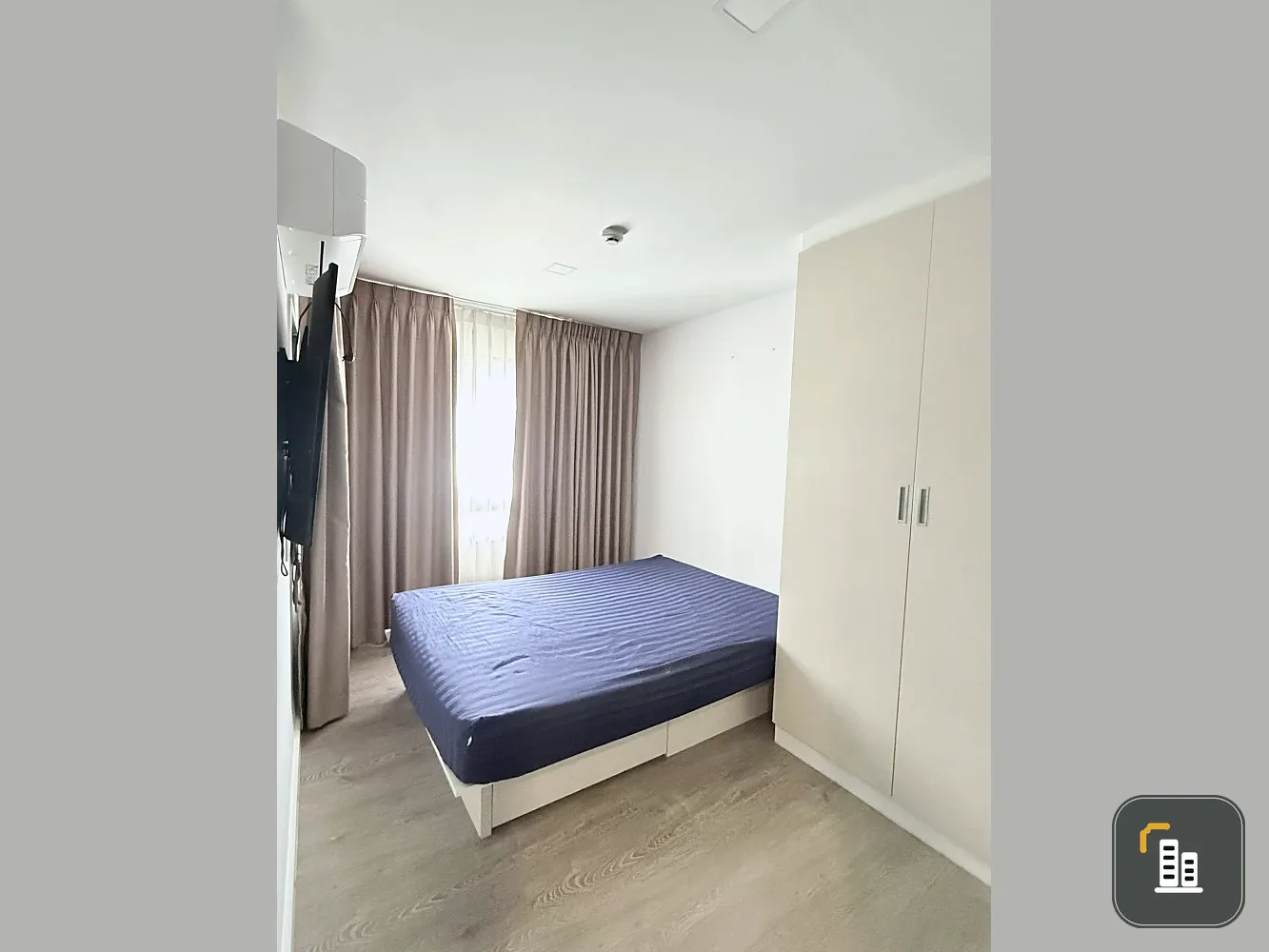 Selling Pause Sukhumvit 103, 6th floor, front building, fully furnished with appliances. Spacious and comfortable room. Don't miss out!