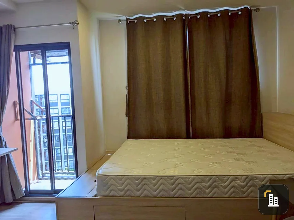 ‼️Rent-Sell‼️ The Move Bangna🙊 And Soi Bangna-Trad near the yellow line Sri Iam 🚊 opposite the building.