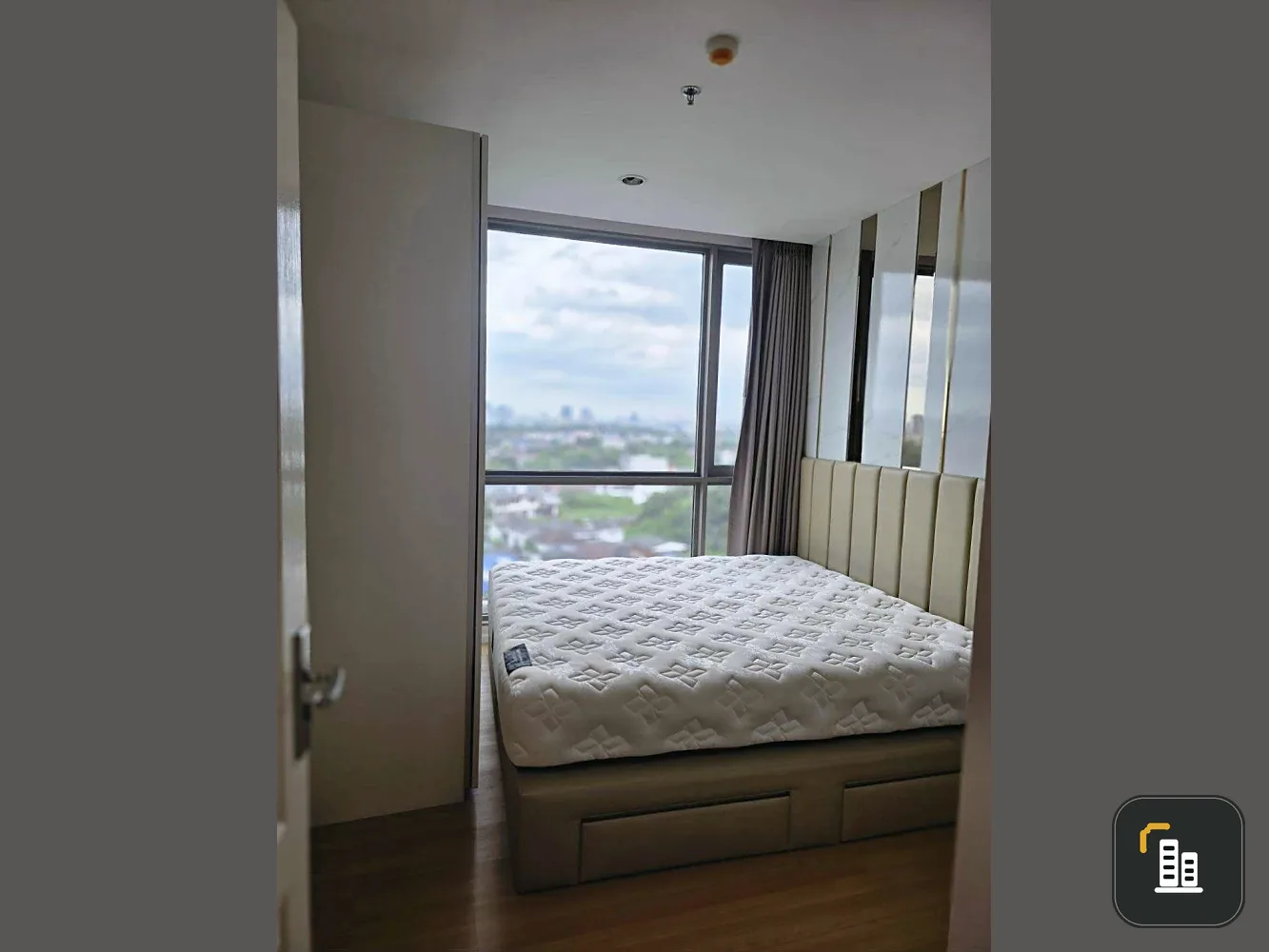 Condo The Cube Tiwanon, good location, close to the BTS, convenient travel, beautiful room, fully furnished. Ready to move in