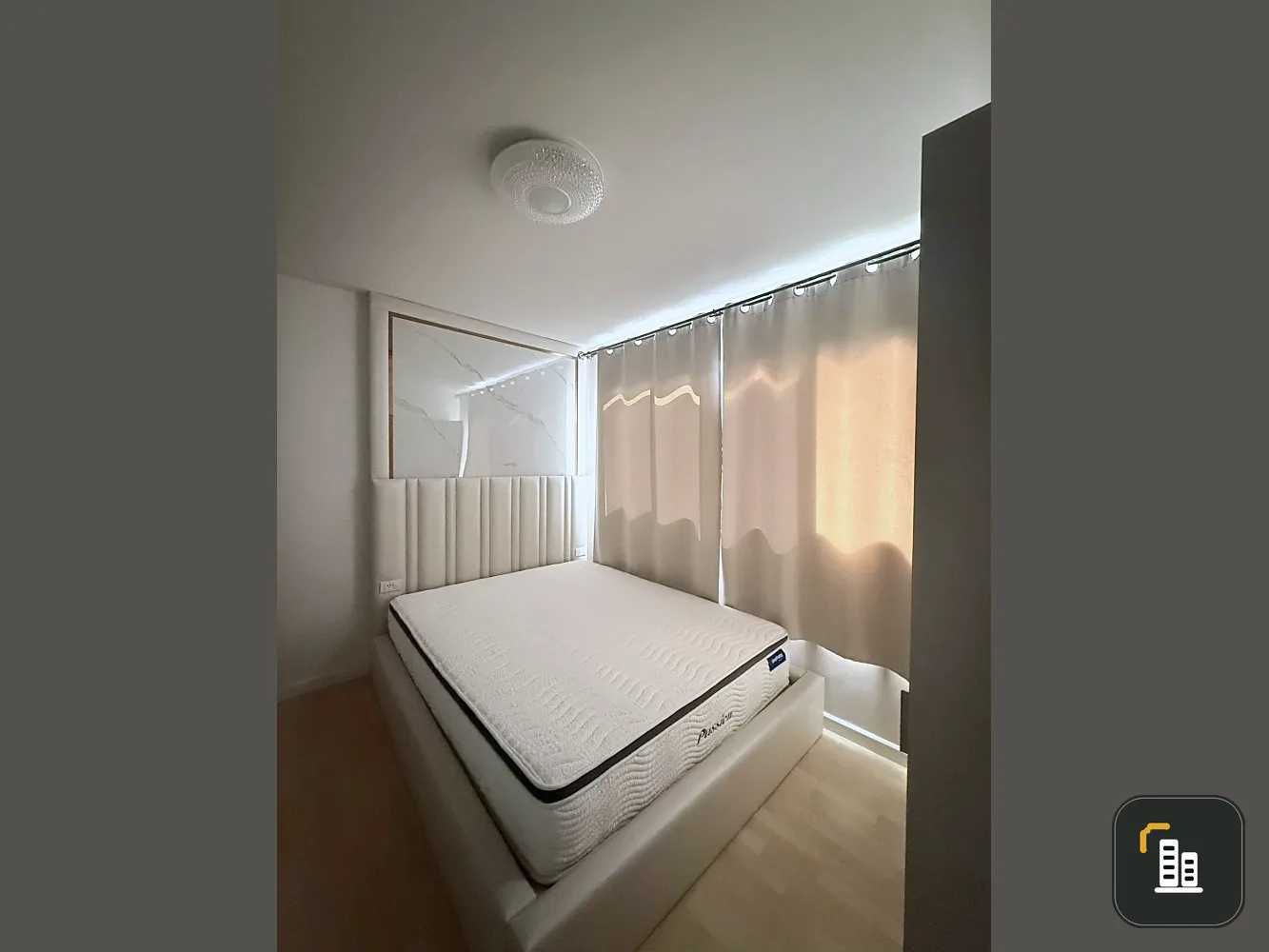 Selling D Condo Ramindra, 1 bedroom, 1 bathroom. High-quality built-in furniture and complete amenities. Book now!