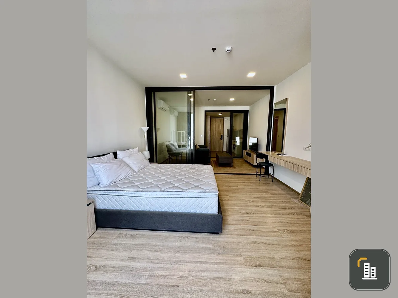 Condo for rent, XT Phaya Thai. Beautiful room, ready to move in immediately. Book now!!