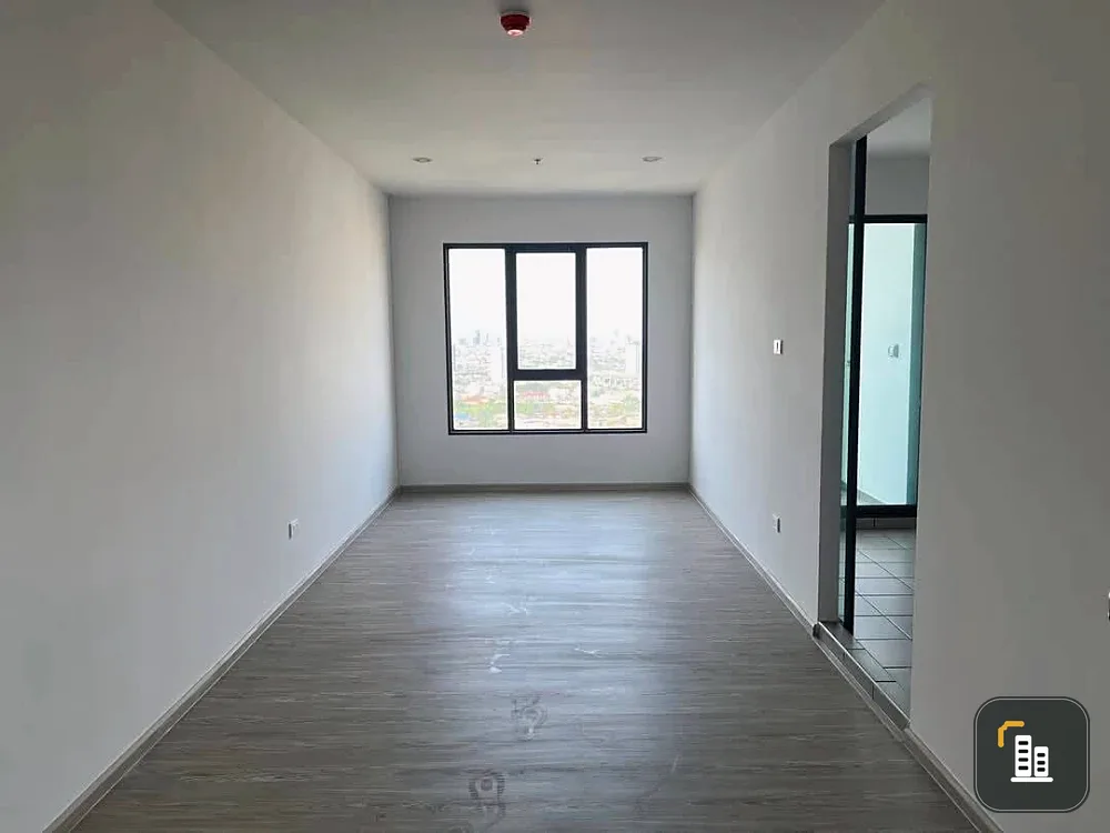 Selling Regent Home Wuttakat, 37th floor. High floor, great view, bright and airy. Interested in owning one? Book now!