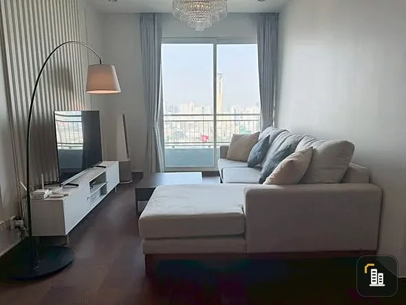 Circle Condominium for sale. Nice unit, fully furnished + complete appliances. Book now!