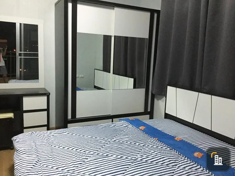 For rent, Supalai Park Ratchaphruek, Petchkasem, fully furnished, 2 bedrooms, lots of space, book now.