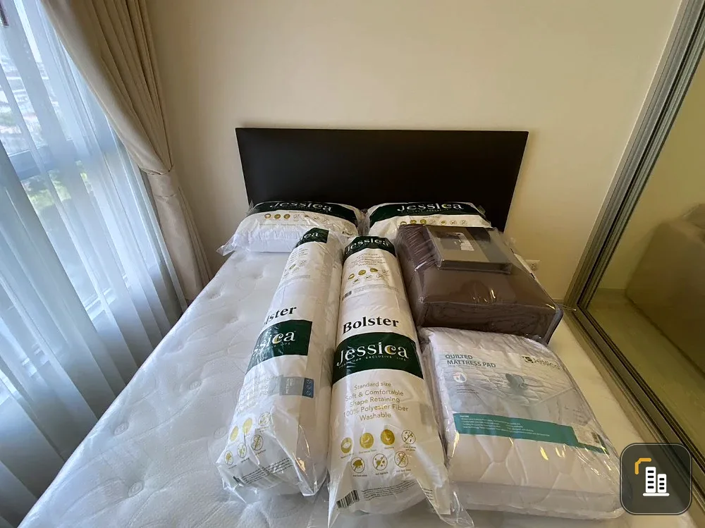 Selling Aspire Rattanathibet 2, 10th floor, pool view, fully furnished, ready to move in. Book now!
