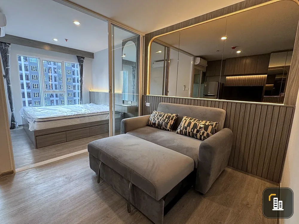 For rent: Regent Home Bangna, Building D, 26th floor. Unobstructed high-floor view. Beautiful built-in furnishings. Don't miss out!