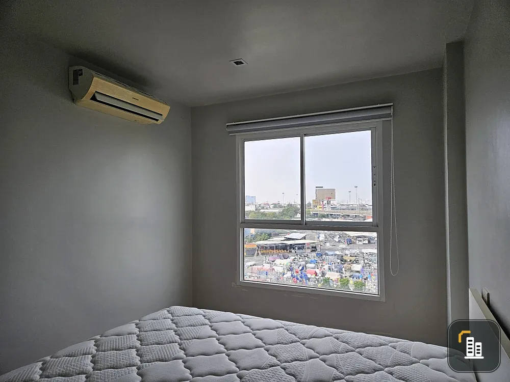 For rent, V Condo Ekkamai-Ramintra, near BTS Watcharaphon Station.