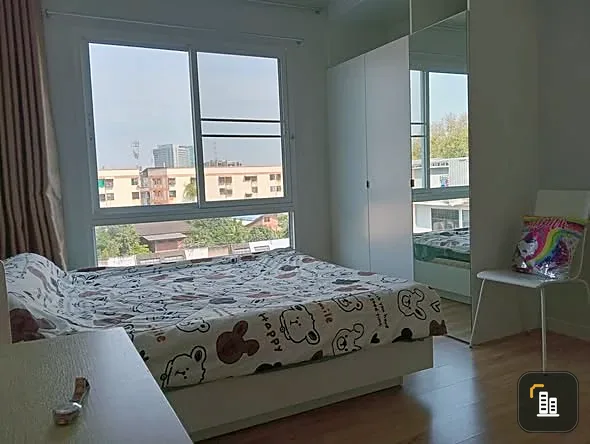 Cool Rama 7 condo for sale. Spacious and comfortable, fully furnished, low floor. Book now!