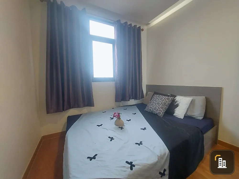 For rent: Magnix Ramintra 21, 5th floor unit, fully furnished with a high-quality built-in kitchen. Don't miss out!