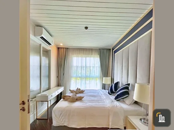 Grand Florida Beachfront Condo Resort Pattaya for rent. Fully furnished and ready to move in. Book now!