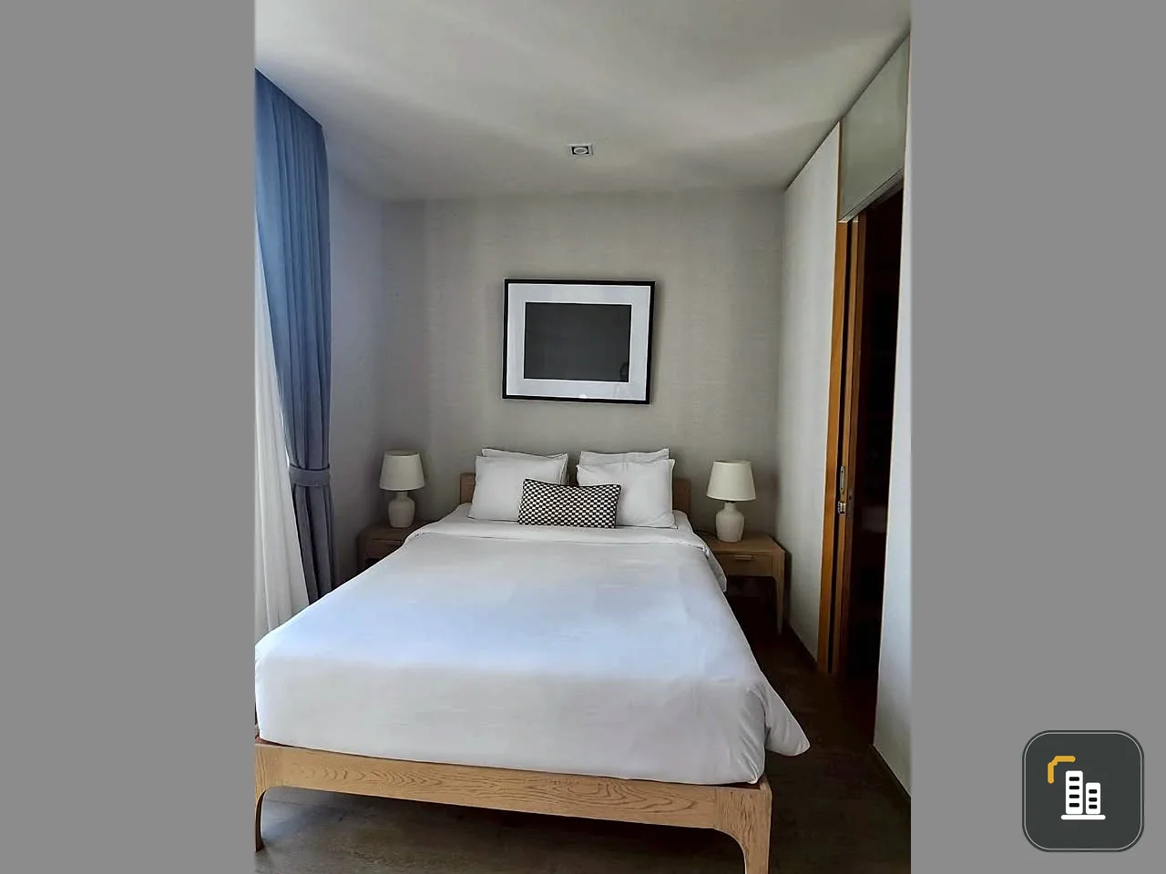 Condo for rent, Park 24 Origin Phrom Phong, beautiful room, fully furnished.