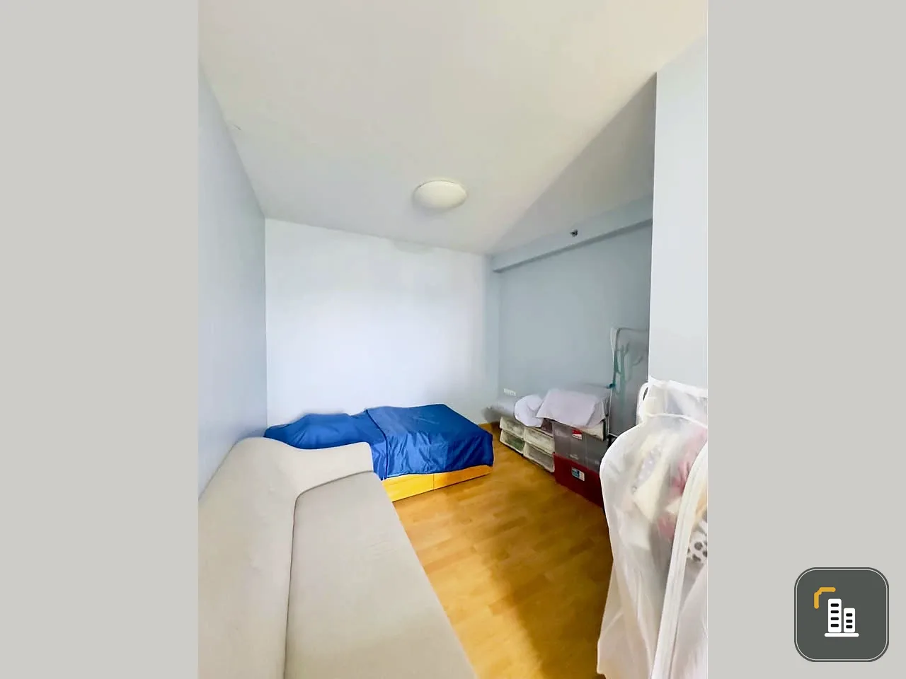 Condo for sale at City Home Rattanathibet project. Spacious rooms with plenty of usable space. Own it today!