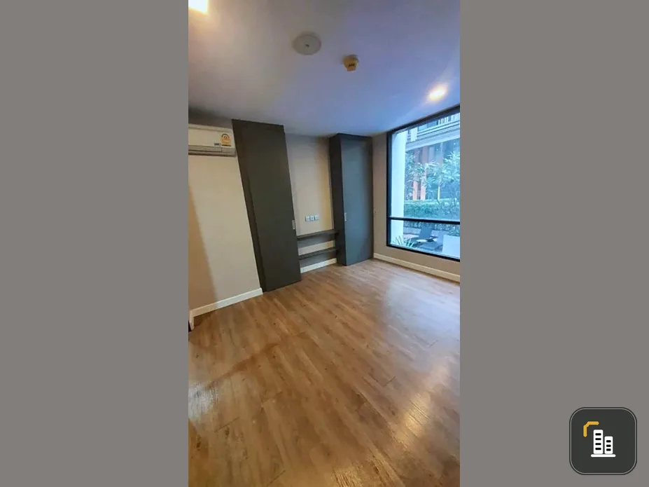 Selling a 2-bedroom, 1-bathroom corner unit at ESTA Bliss. It's surrounded by greenery, has a pool view, and a great location. Don't miss out!