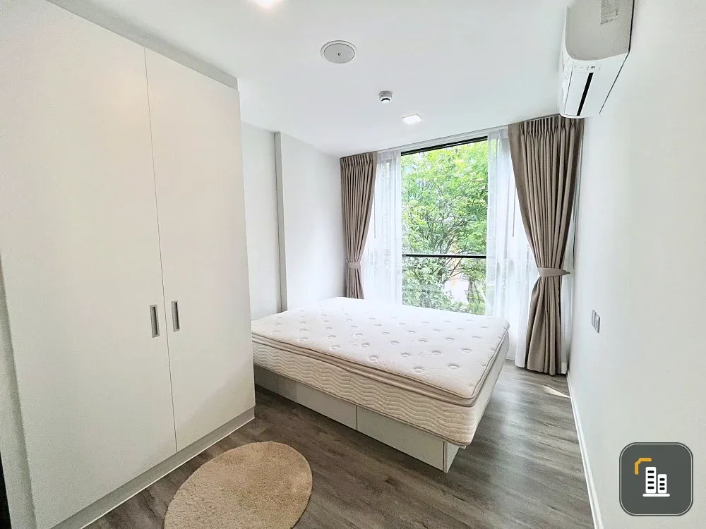 Selling Atmoz Chaengwattana condo unit. Nice and fully furnished. Low floor. Book now!