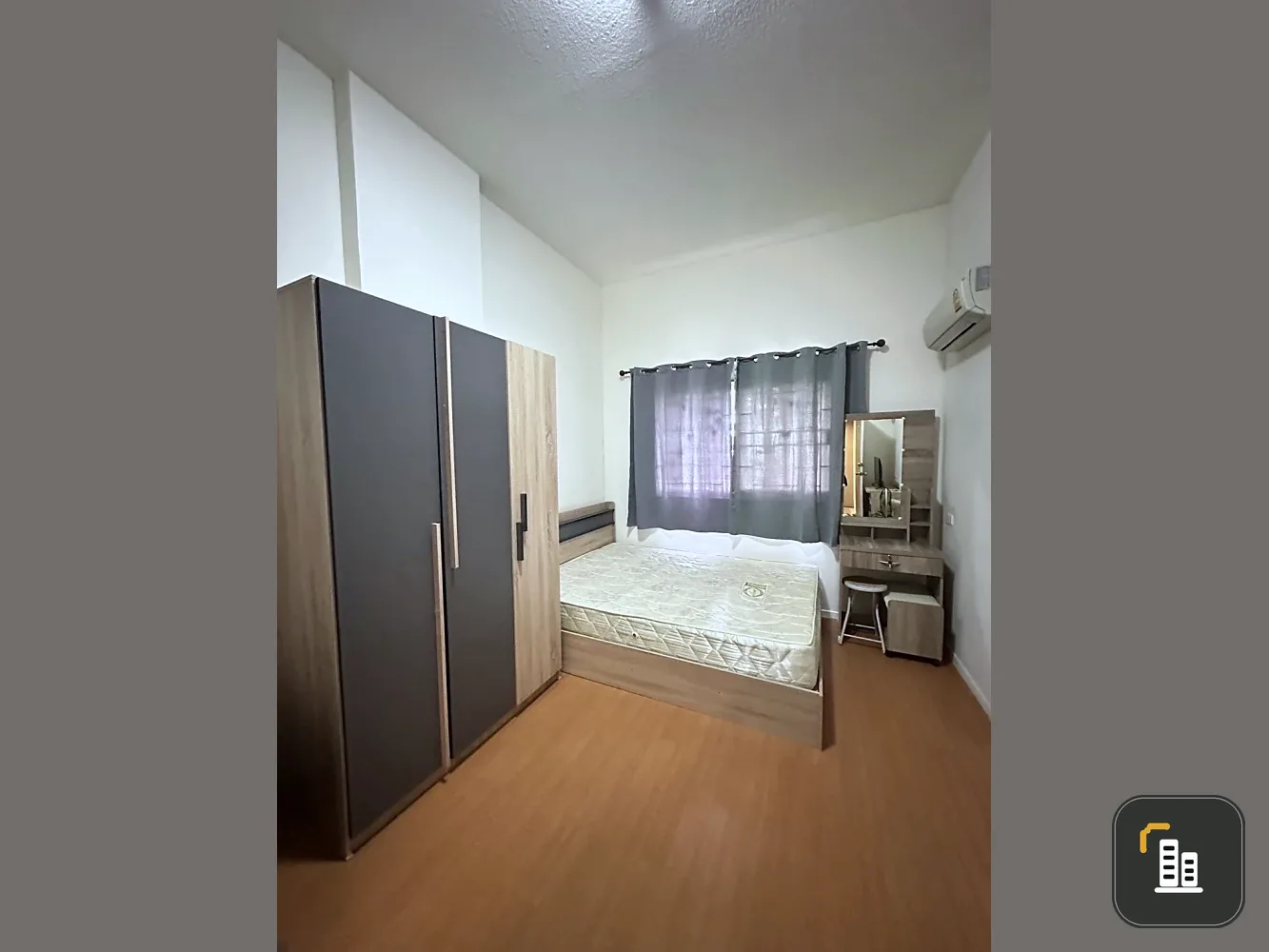 Condo for sale: Lumpini Condo Town Romklao-Suvarnabhumi. Beautiful unit, perfect quality of life. Buy now!!