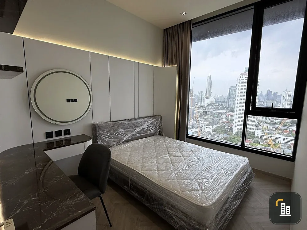 For rent: Chapter Charoennakhon-Riverside apartment. Fully furnished with built-in furniture in a modern luxury style. Elegant, spacious, and comforta