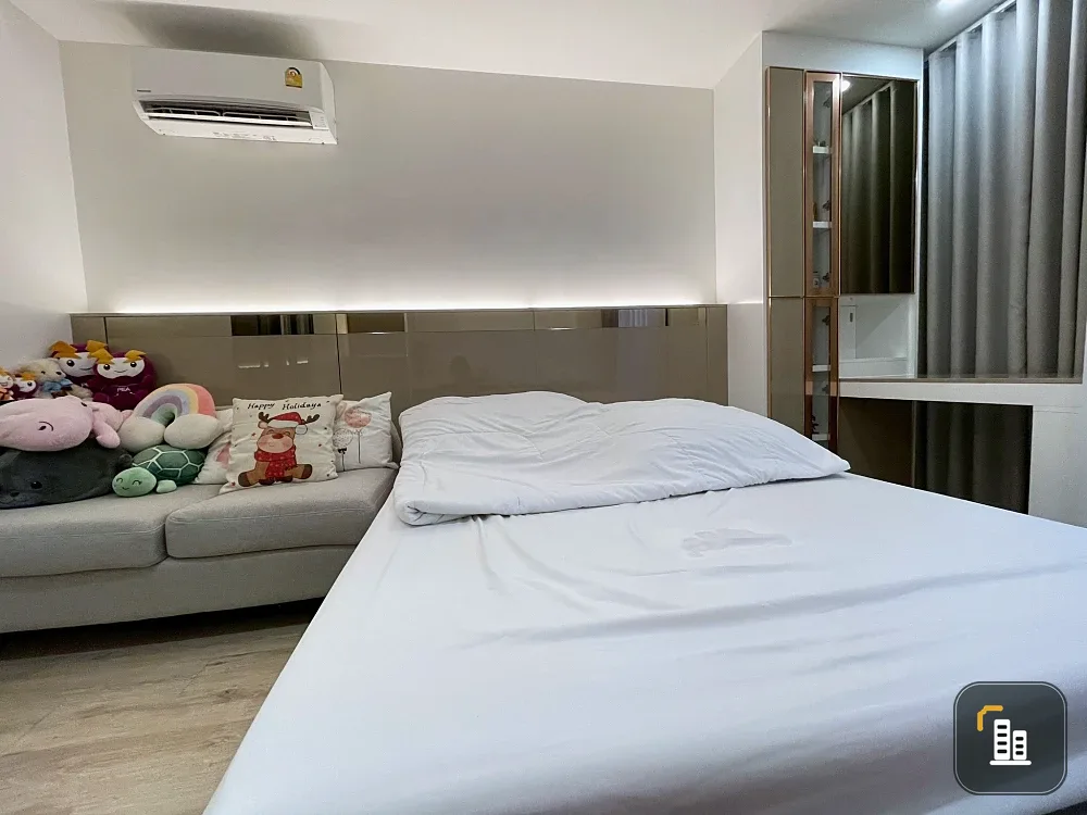 For sale or rent: Oneder Kaset, 3rd floor unit. Prime location, fully furnished. Don't miss out!