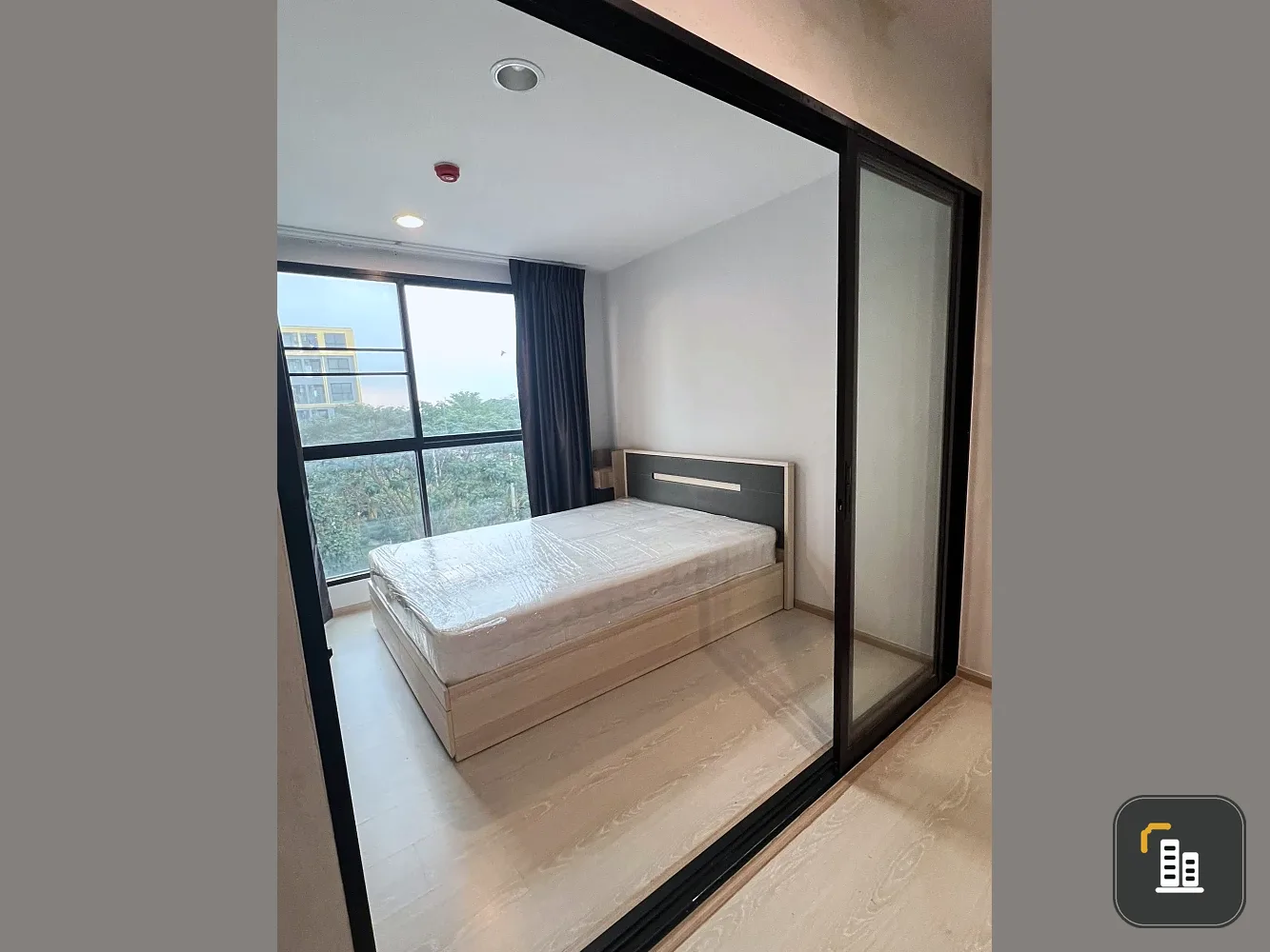 Selling The Excel Khu Khot. Garden view, north-facing bedroom. Located in the same building as the common areas and management office. This price is a