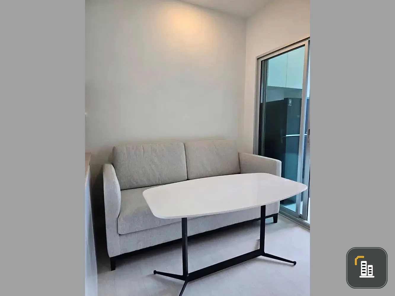 Selling The Prodigy Phetkasem 62, unit on the 33rd floor (very high), in beautiful condition, ready to move in.