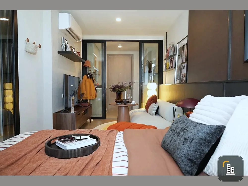 Selling Origin Play Bangkhunnon Triple Station unit. Nice room, not too high floor. Book now, don't miss out!+++