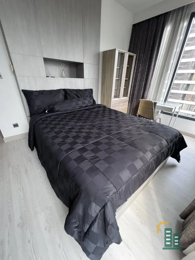 Condo for sale or rent: M Thonglor 10. Spacious and comfortable unit with efficient use of space on the 19th floor, offering high-floor views. You sho