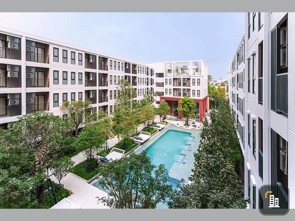 Selling a 2-bedroom, 1-bathroom Aspire Issaraphap apartment on the 7th floor. Comes with amenities. Book today! Don't wait!