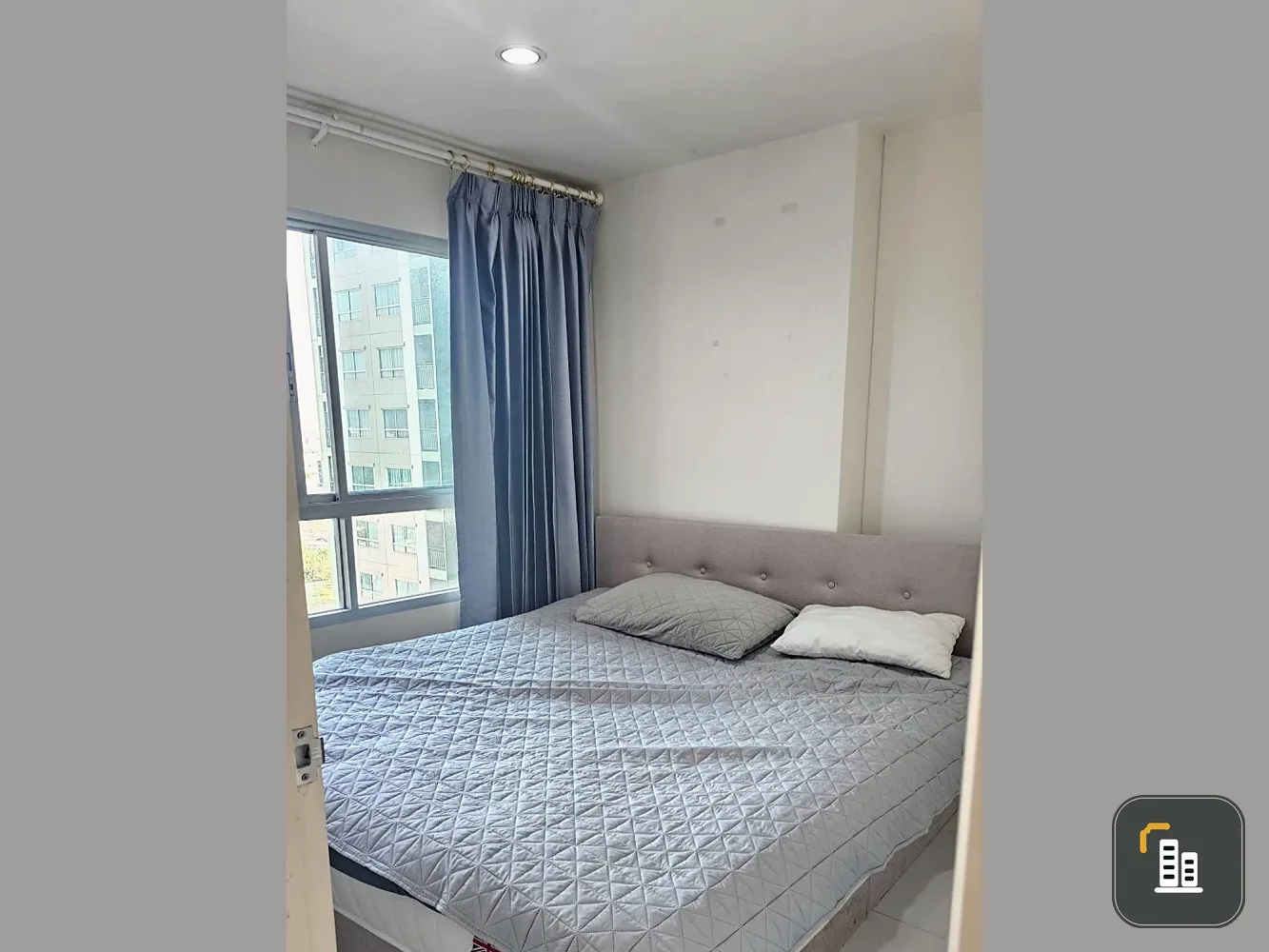 Selling a spacious, high-floor unit at Lumpini Ville Nakhon In Riverview. Book now!