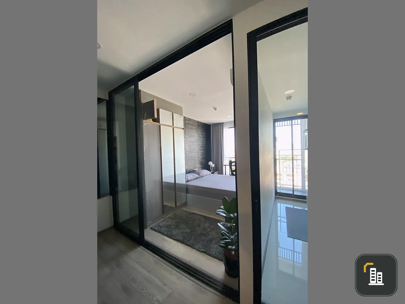 Condo for sale: Knightsbridge Collage Sukhumvit 107. Excellent floor, good orientation, great ventilation. Buy now!!