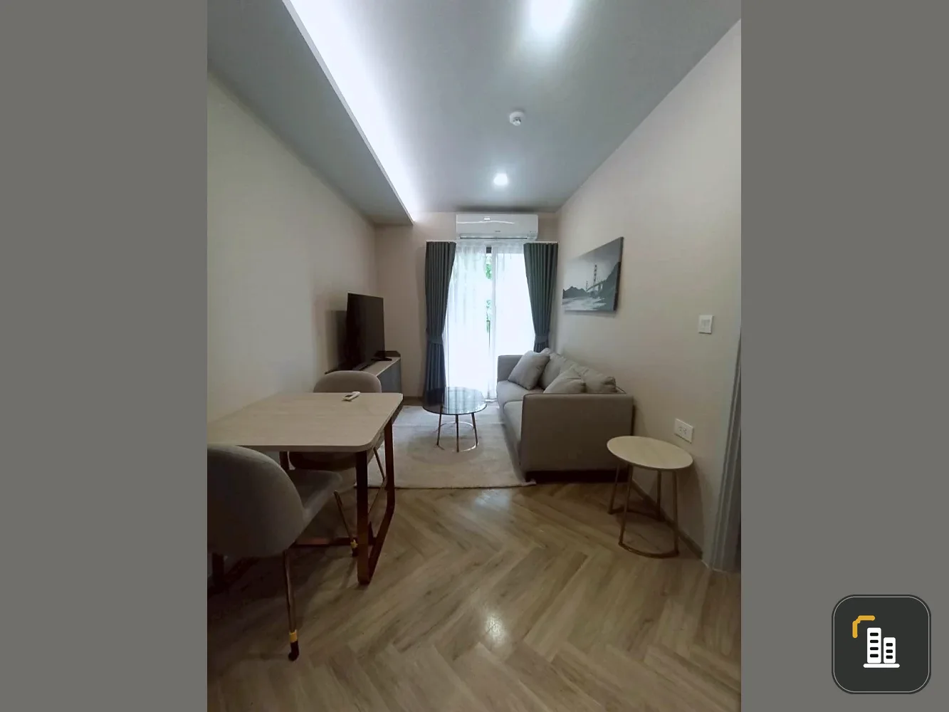 Condo for rent, CHAPTER Thonglor 25. Nice room, fully furnished with appliances. Just bring your money and move in! Don't miss out!