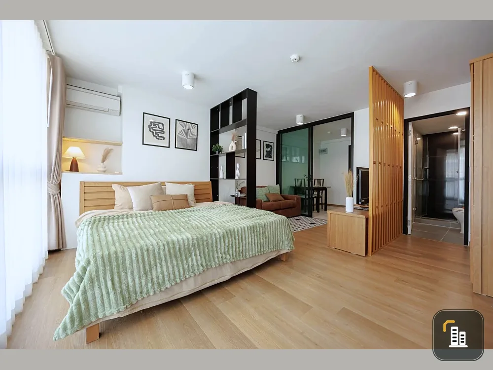 Condo for rent at Bangkok Feliz Sukhumvit 69-2. Minimalist Muji-style decorated unit, ready to move in. Prime location. Book now!