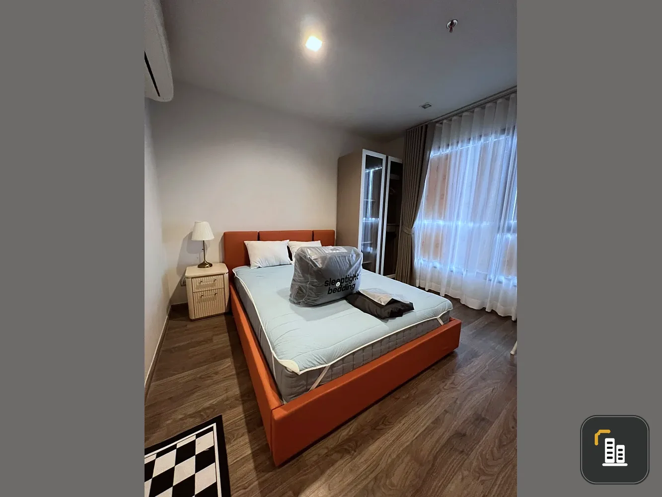 For rent: Life Ladprao Valley 1-bedroom apartment. Great location, convenient transportation, fully furnished. What are you waiting for?