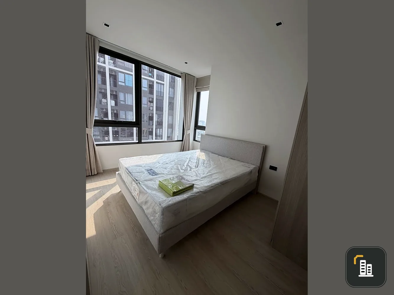 For Rent: Reference Sathorn-Wongwiangyai. Ready to move in, fully furnished. You'll regret not booking now!