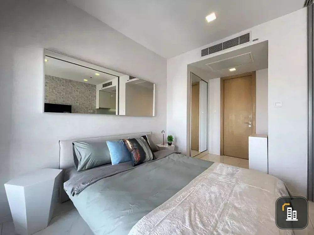 For rent, Hyde Sukhumvit 11, luxury room in the heart of Sukhumvit, near BTS Nana Station.