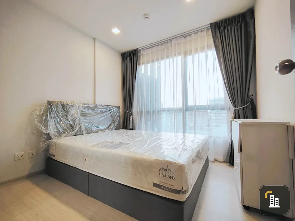 Selling a unit at The Tree Din Daeng-Rajprarop. A lovely unit, fully furnished. Just bring your belongings and move in!