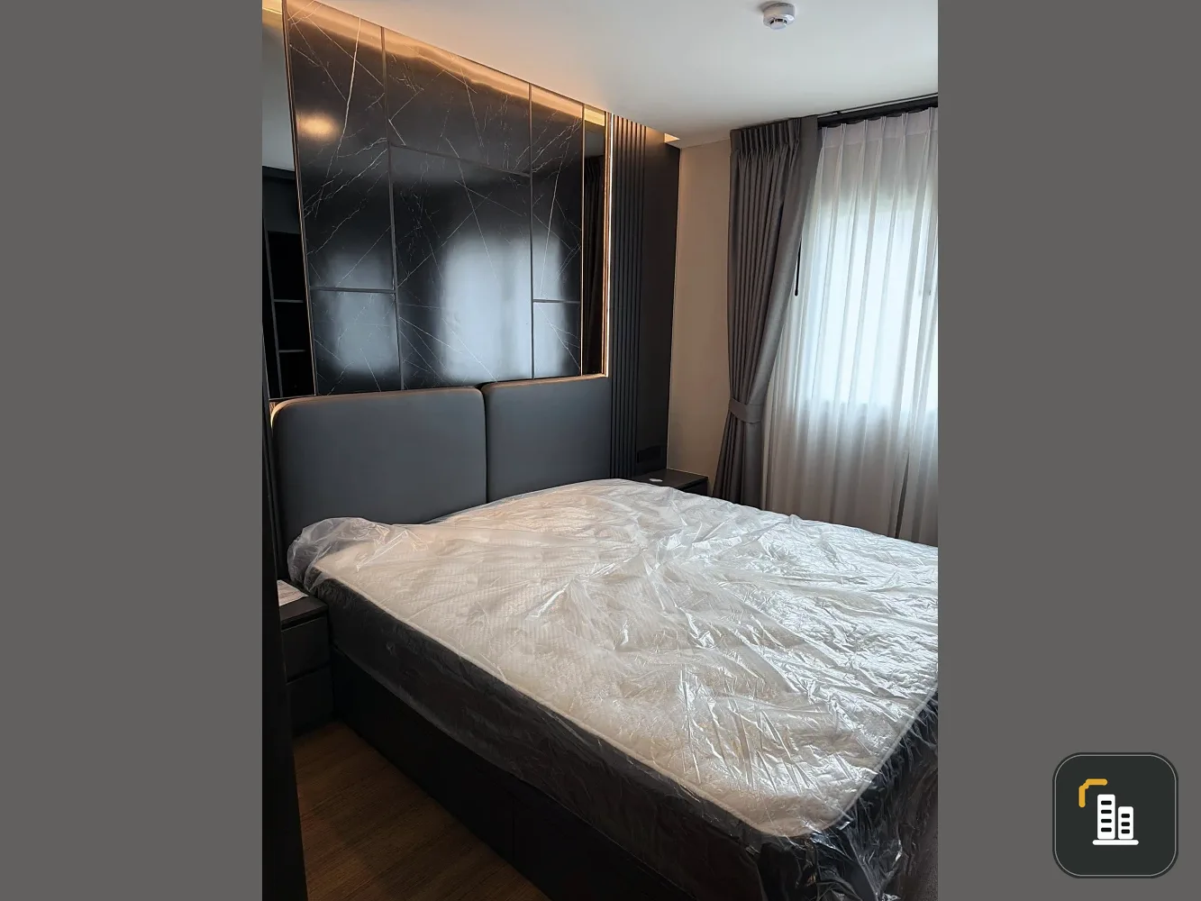 For rent: Lumpini Condotown Ekachai 48, 1 bedroom, 1 bathroom. High-quality built-in furniture and coordinated interior design. Book now!