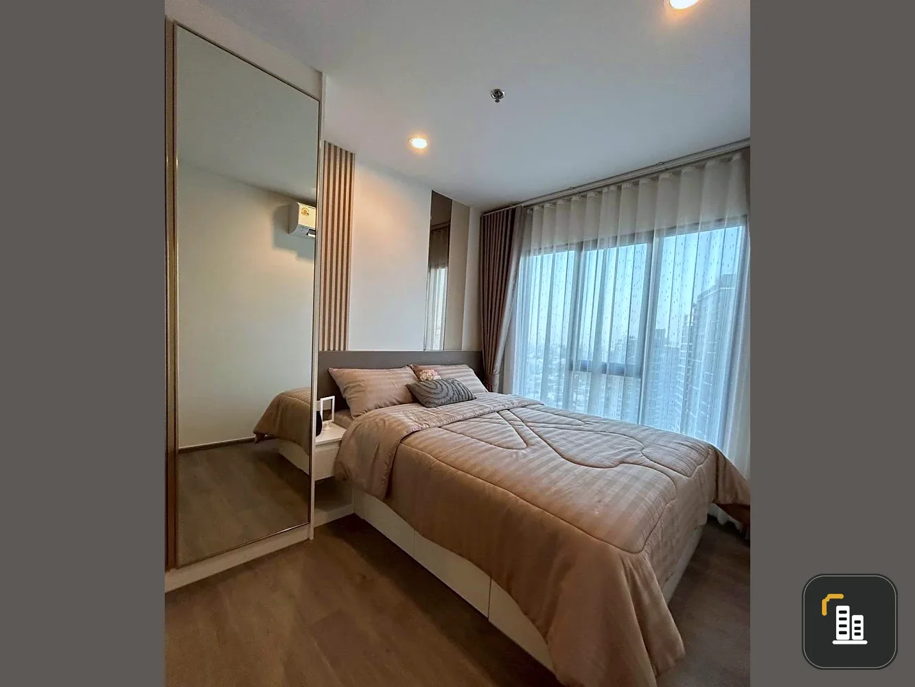 For rent: Regent Home Wuttakat. Fully furnished unit on a high floor with great views. Amazing price! Book now, don't miss out!