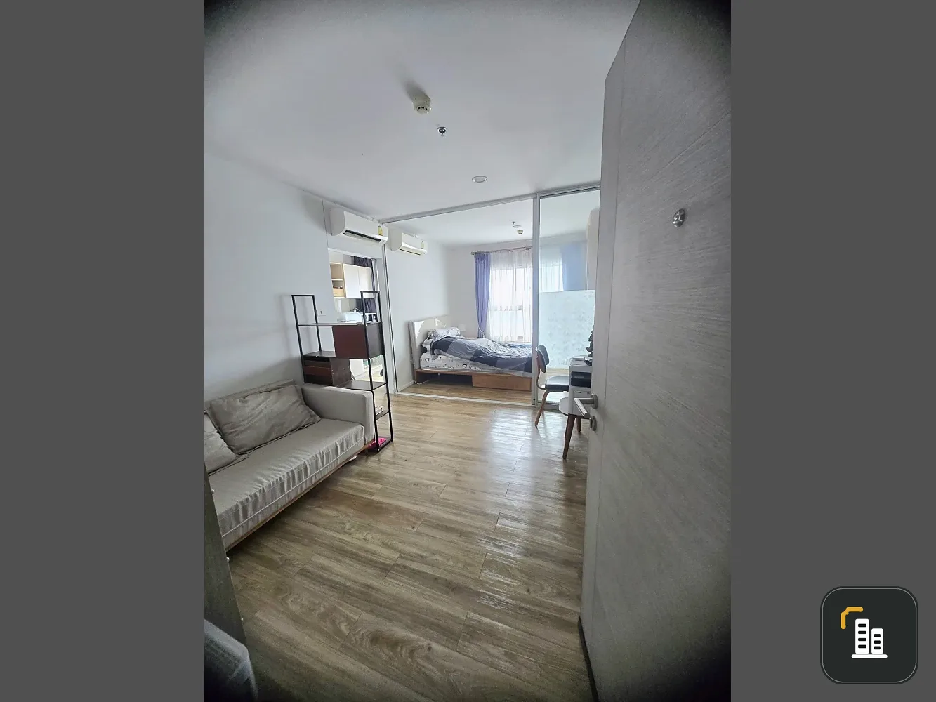 For sale or rent: ISSI Condo Suksawat, 1 bedroom, 1 bathroom. Great location, convenient transportation, fully furnished. Don't miss out!
