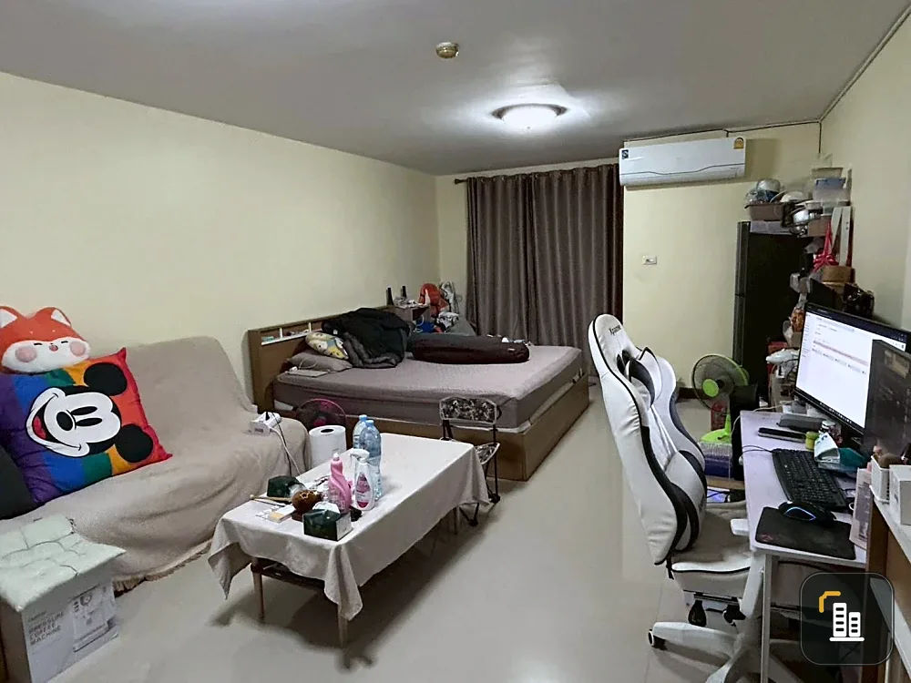 Selling Champs Elysées Tiwanon Condo. Spacious rooms, great location. At this unbeatable price, book now!